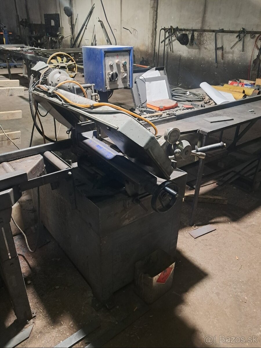 Zváračky, kovoobrábacie stroje, vysokozdvižný vozík - 9