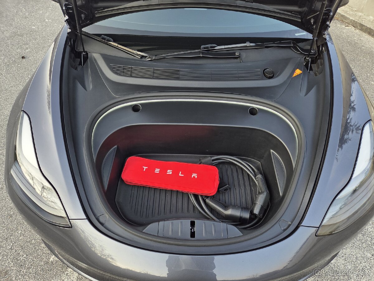 Tesla Model 3 Refresh SR+ 55kWh LFP RWD, 239kW, EAP - 9