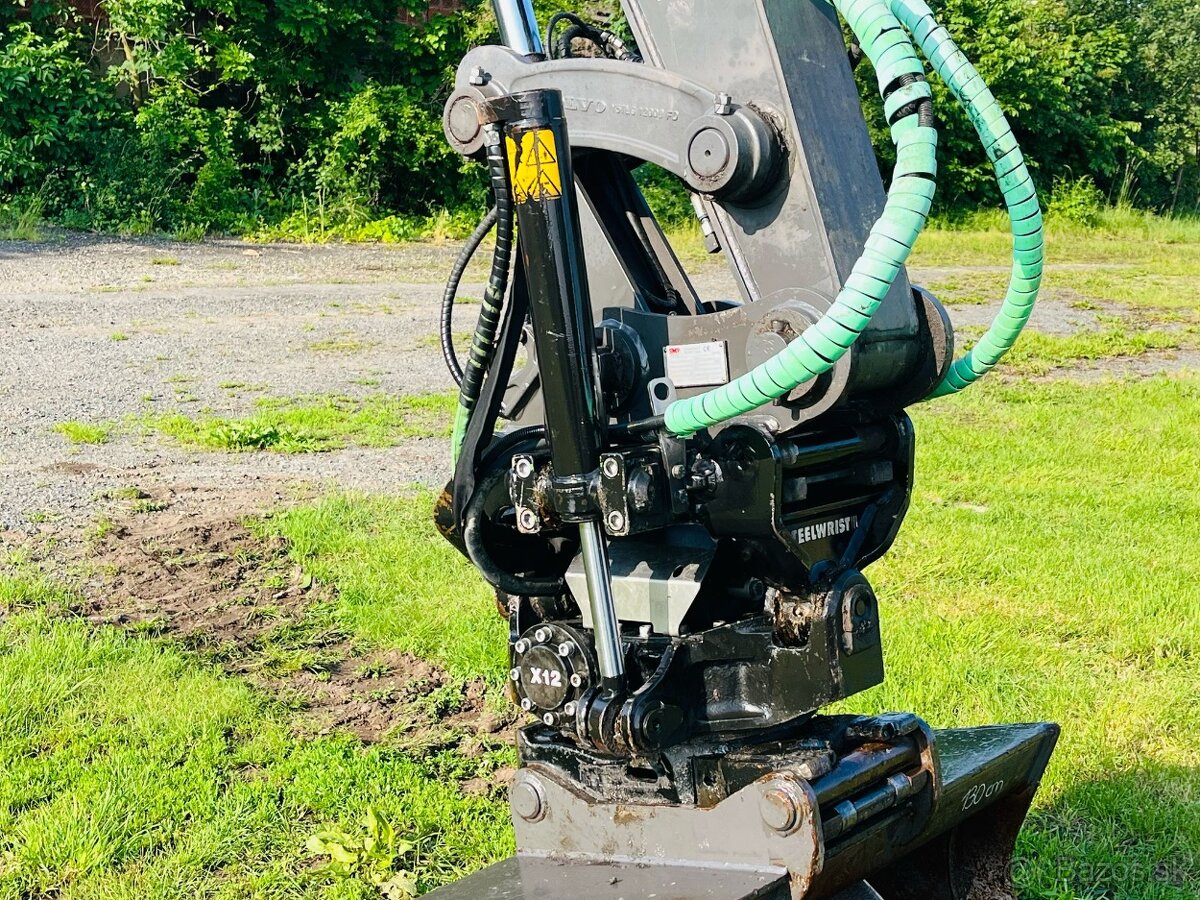 Pásové rypadlo Volvo ECR88D - 9