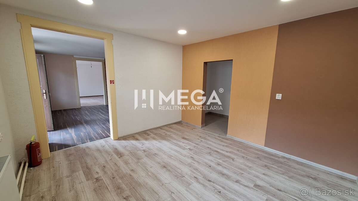 ZNÍŽENÁ CENA NA PRENÁJOM - Budova v meste Humenné - 9
