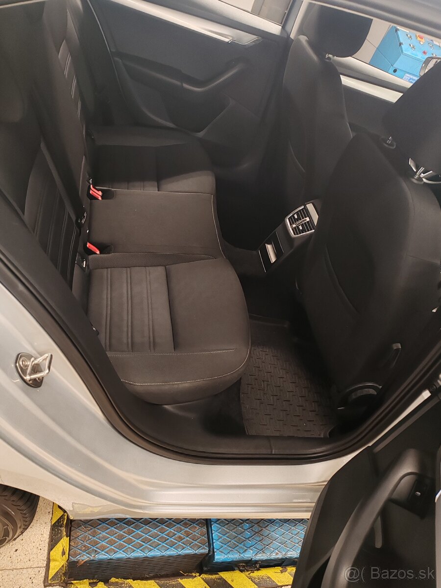 škoda octavia 1,6 tdi 85 kW - 9