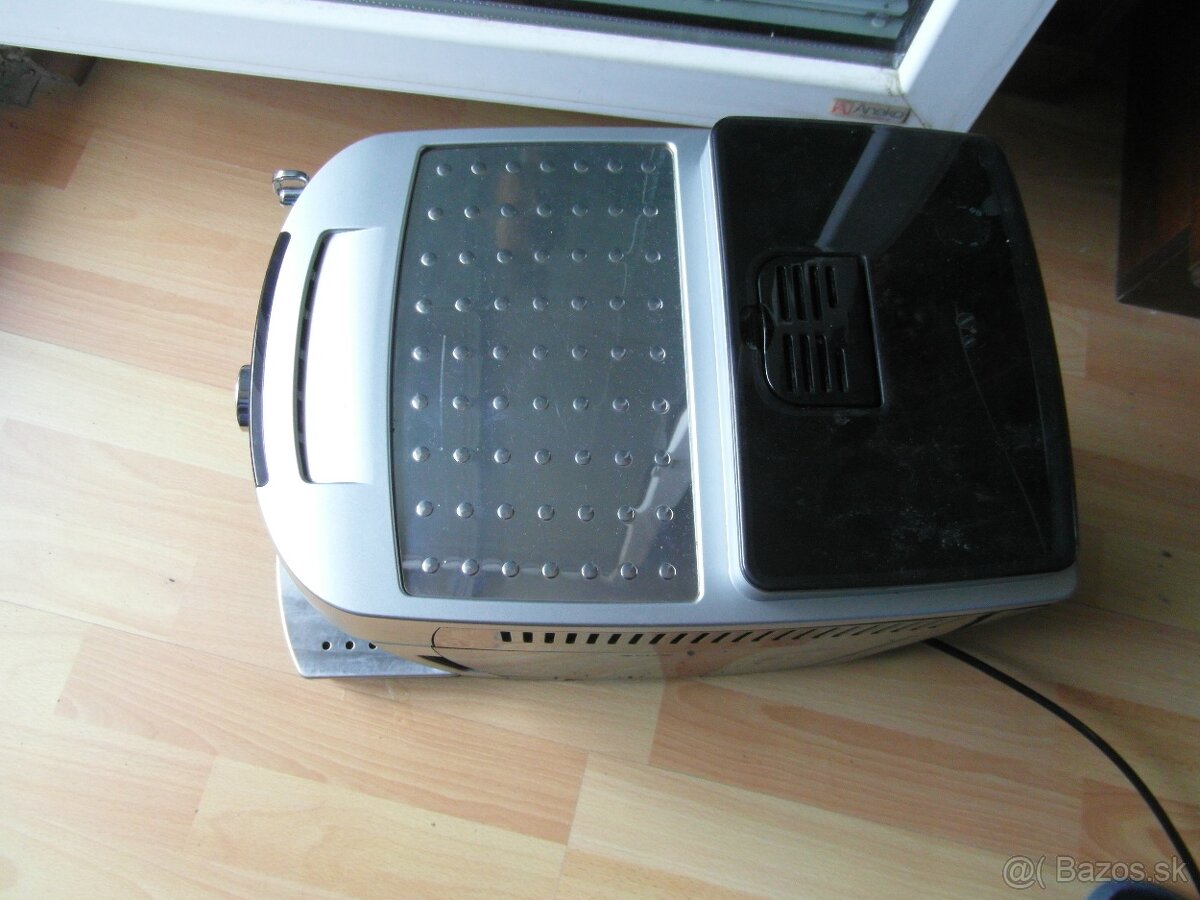 DeLonghi Magnifica S - 9