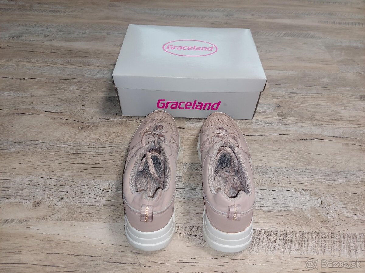 Dámske botasky a turistické topánky - 9