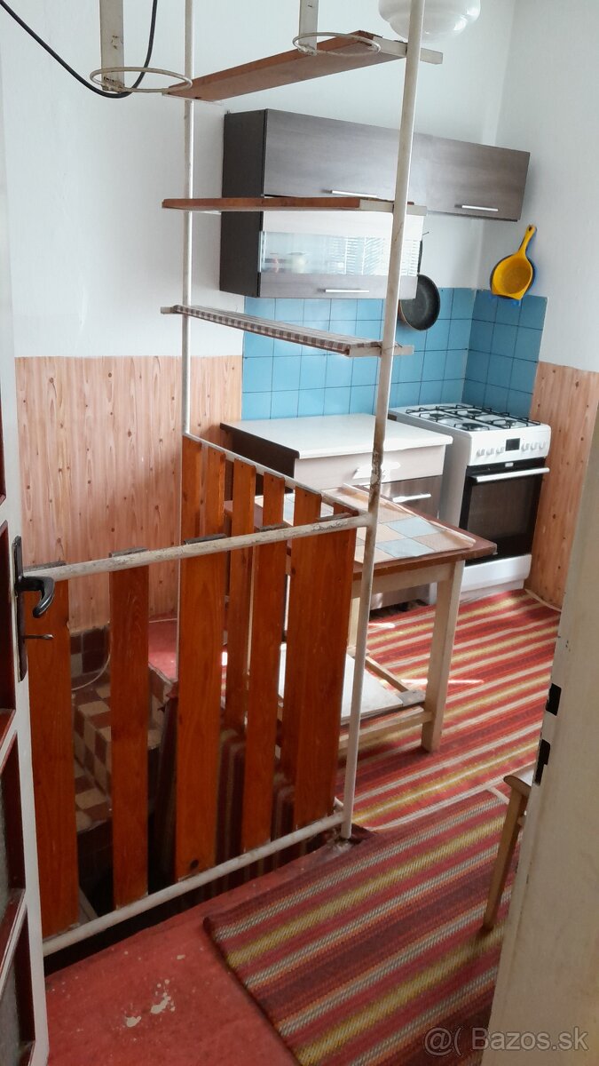 Na predaj priestranný 4-izbový rodinný dom - 9