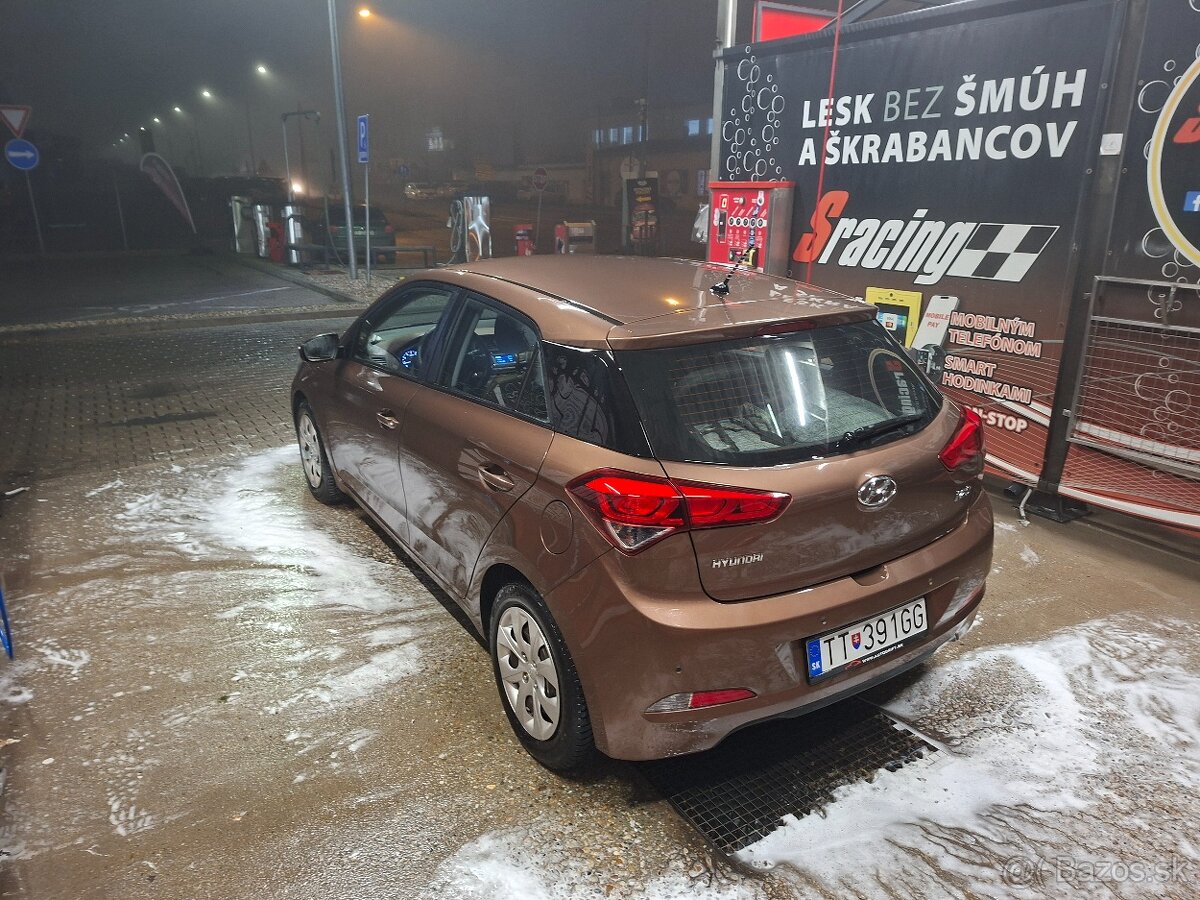 Hyundai i20 1.25 62kw M5 - 9