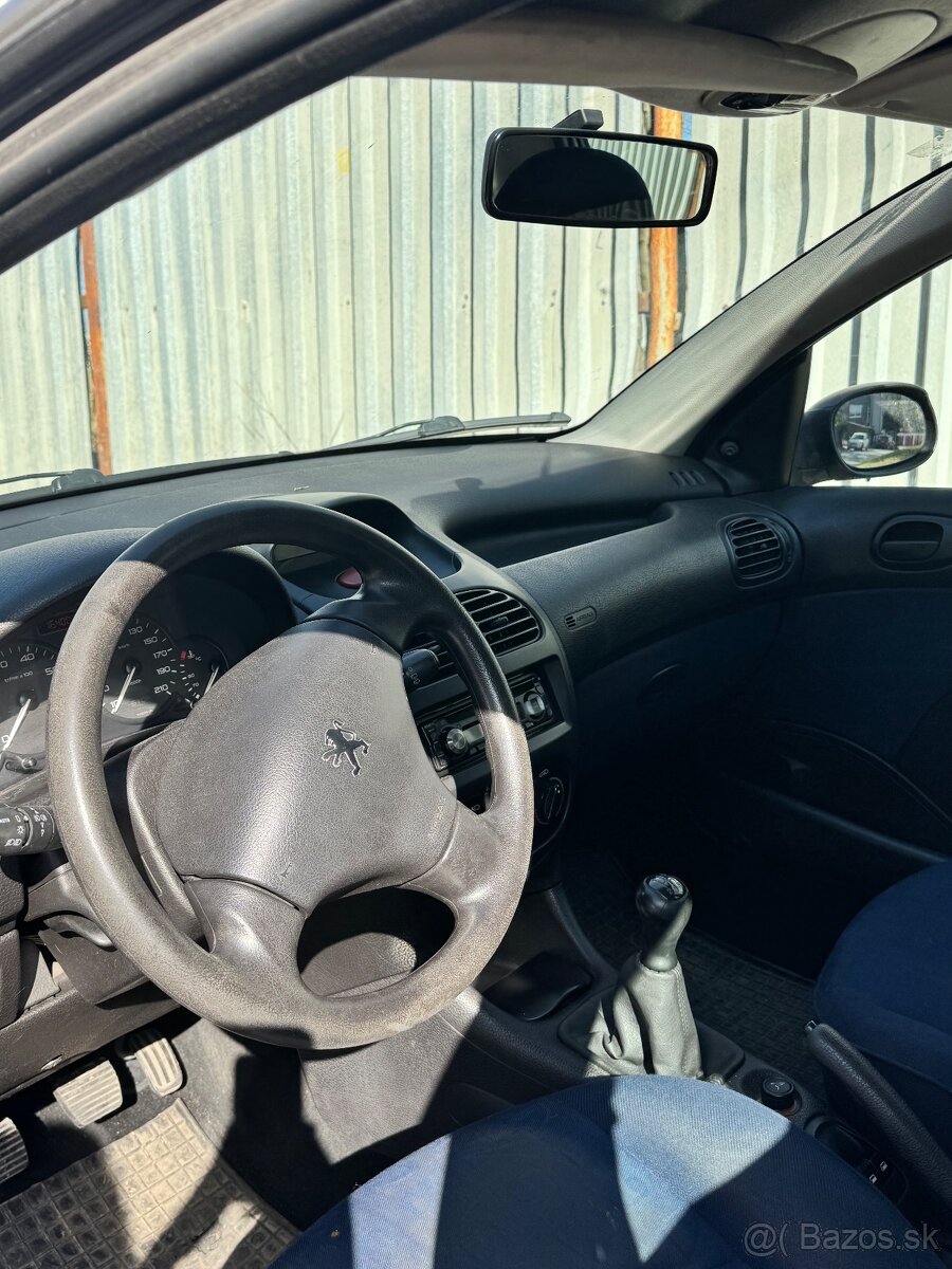 Peugeot 206 - 9
