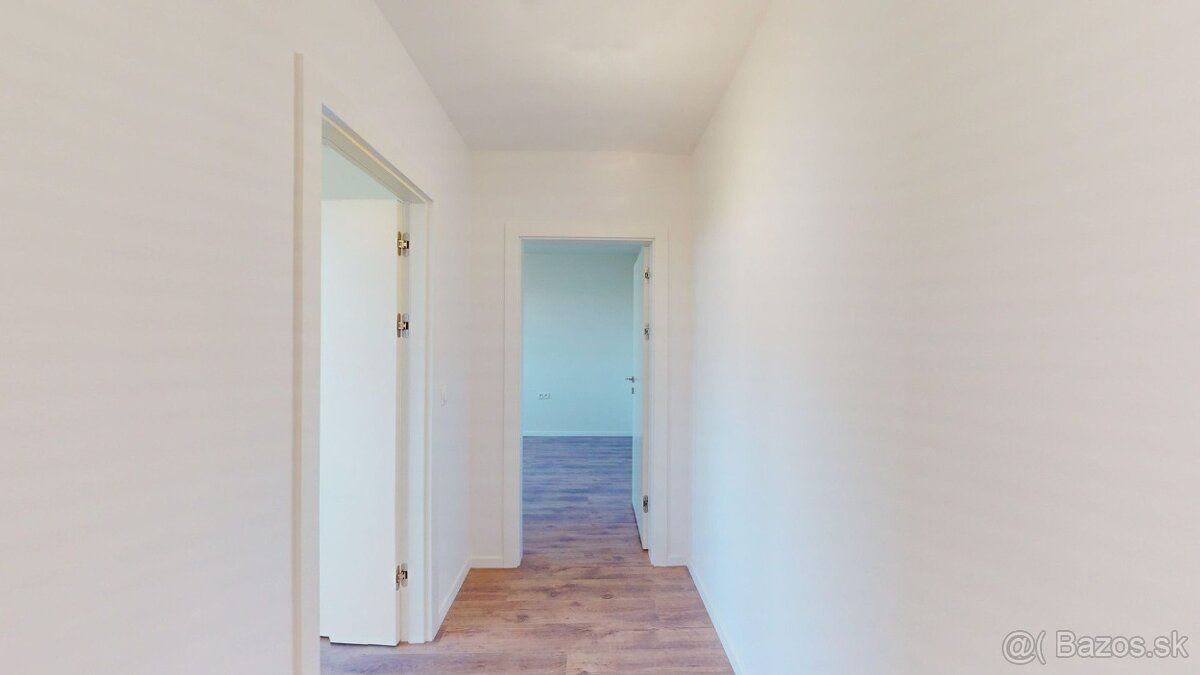 Úžasný 3 izbový byt s balkónom Rumančeková 48 - Ružinov - 9