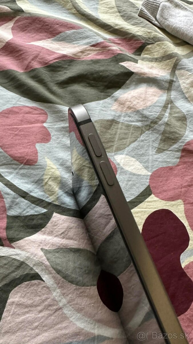 iPad Pro 11-inch 3rd Gen 128 GB - 9