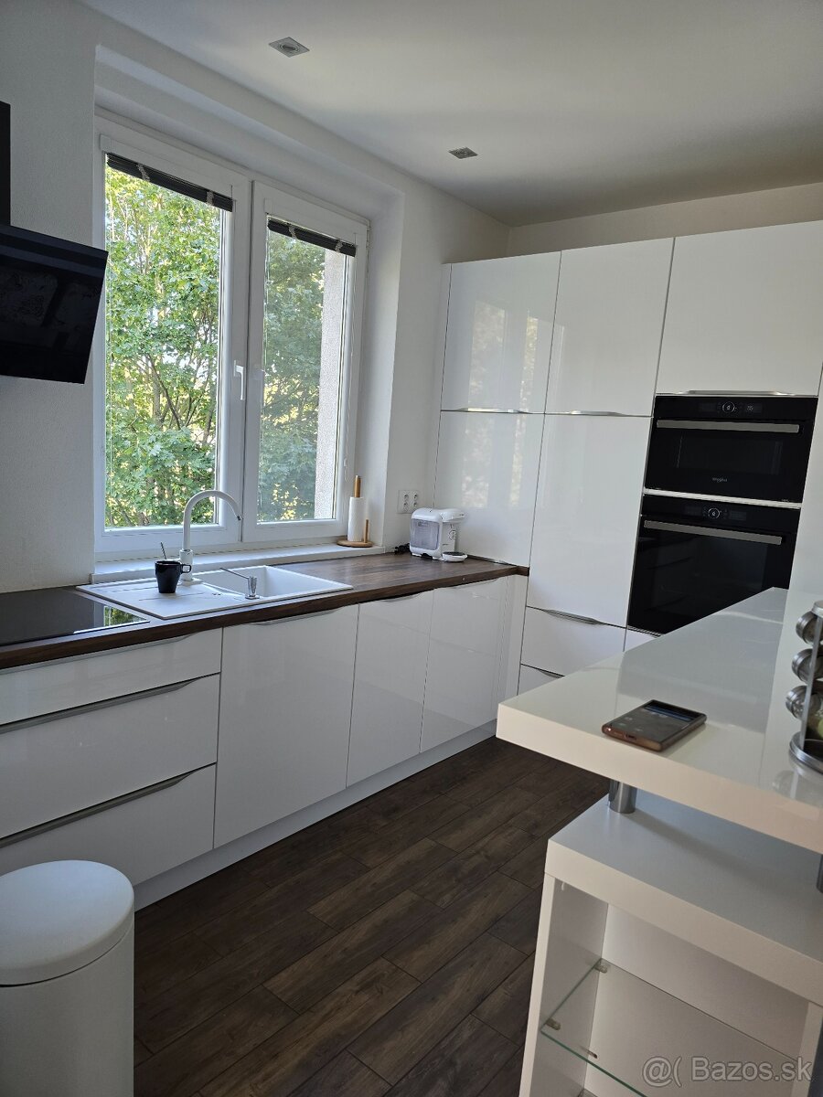 3 izbovy byt na prenajom - 9