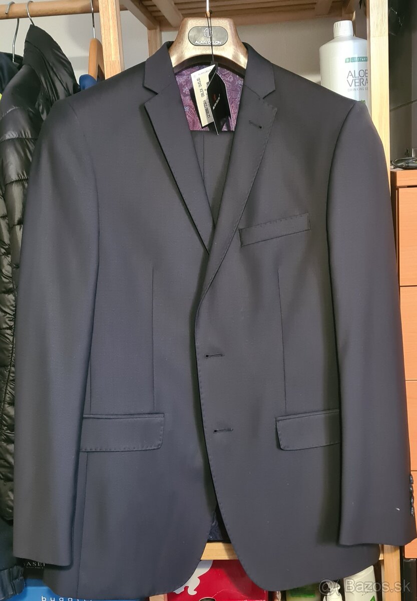 Oblek Alain Delon - 9