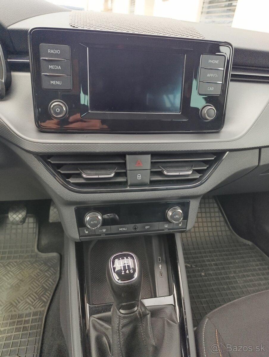 Škoda Kamiq 6-st manuál, benzín, 85kw, rv 7/2020, 80000 km - 9