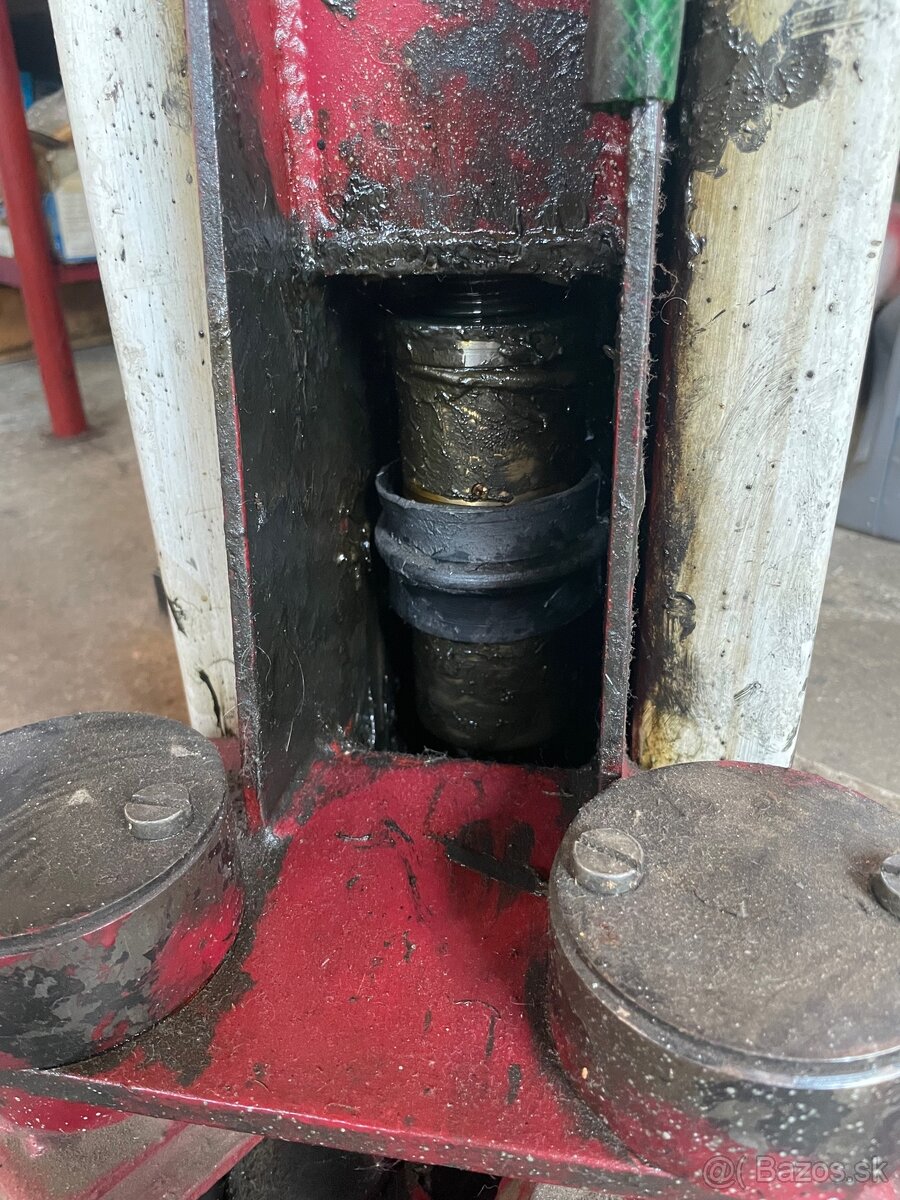 dvojstĺpový zdvihák - 9