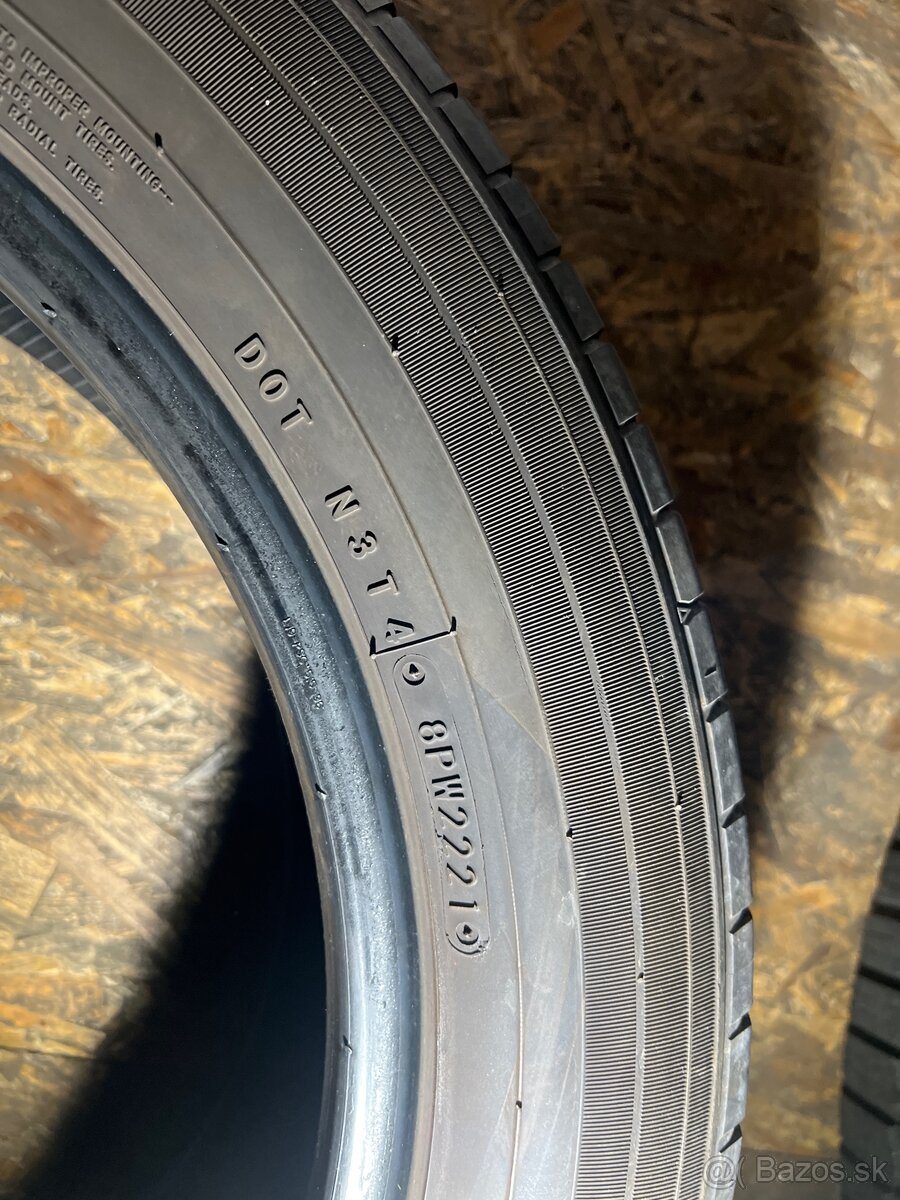 Predám Pneu Toyo 225/55R19 - 9
