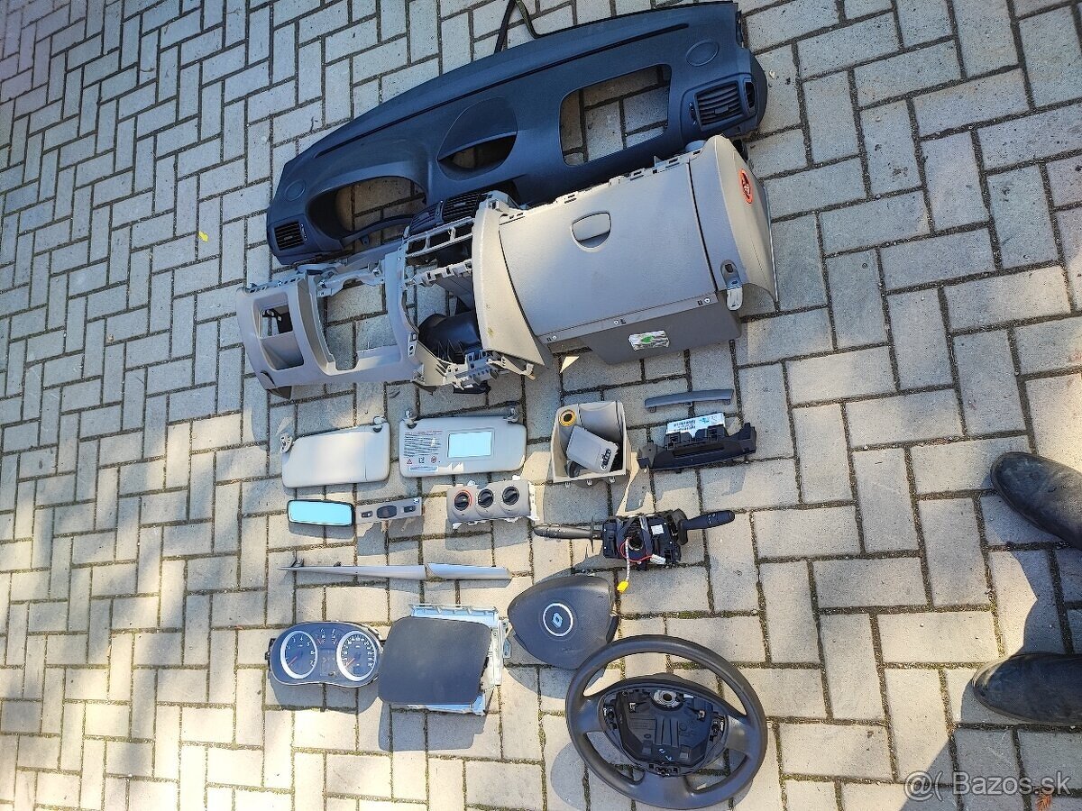 Predám volant s erbegom na Renault Thalia rok 2010 - 9