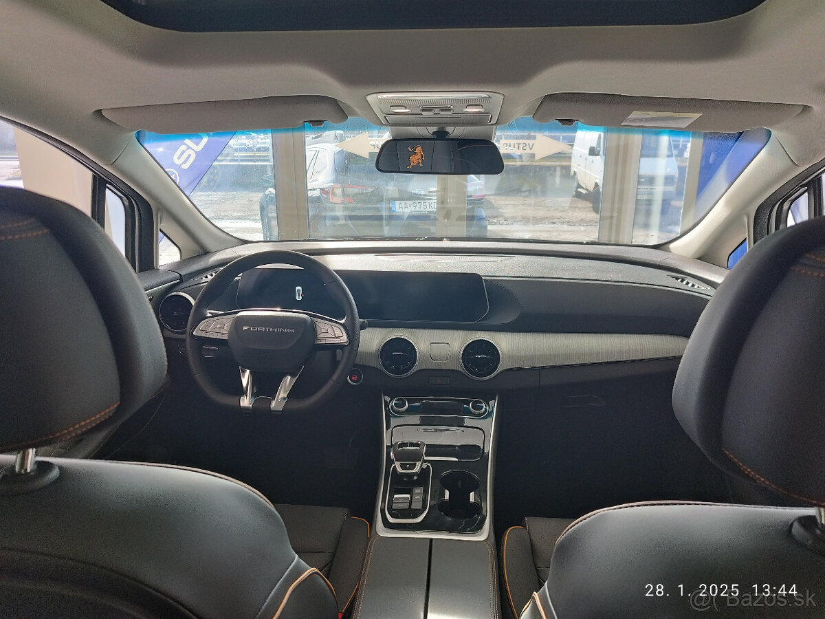 Dongfeng U-Tour FR - 9