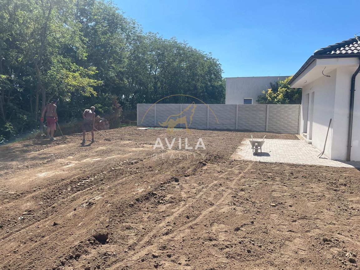 TOP NA PREDAJ: novostavba 4izb.RD na pozemku 500m2 - Cífer - 9