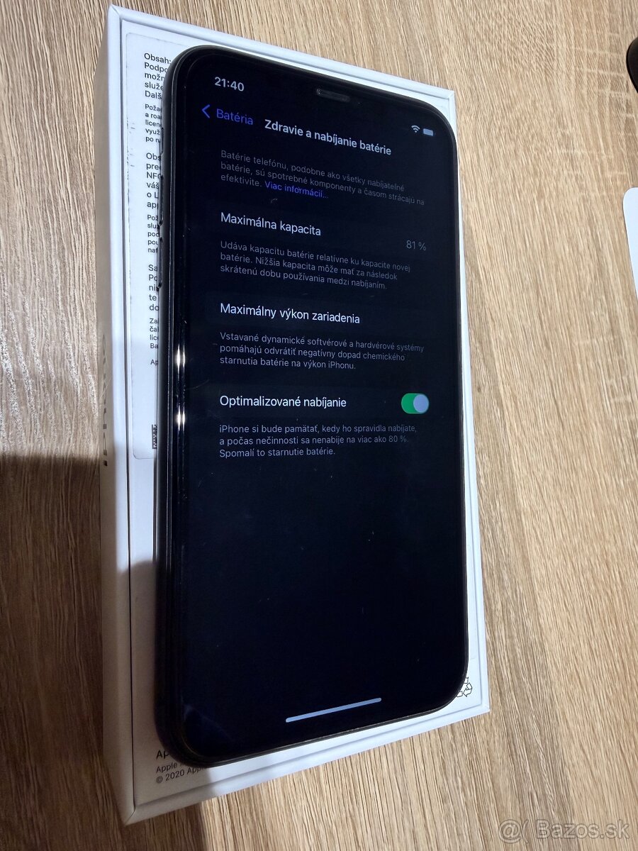 Apple iPhone 11 128GB čierny - 9