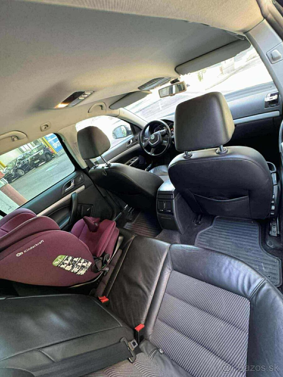 Škoda Octavia Combi 1.6 TDI DSG Facelift - 9