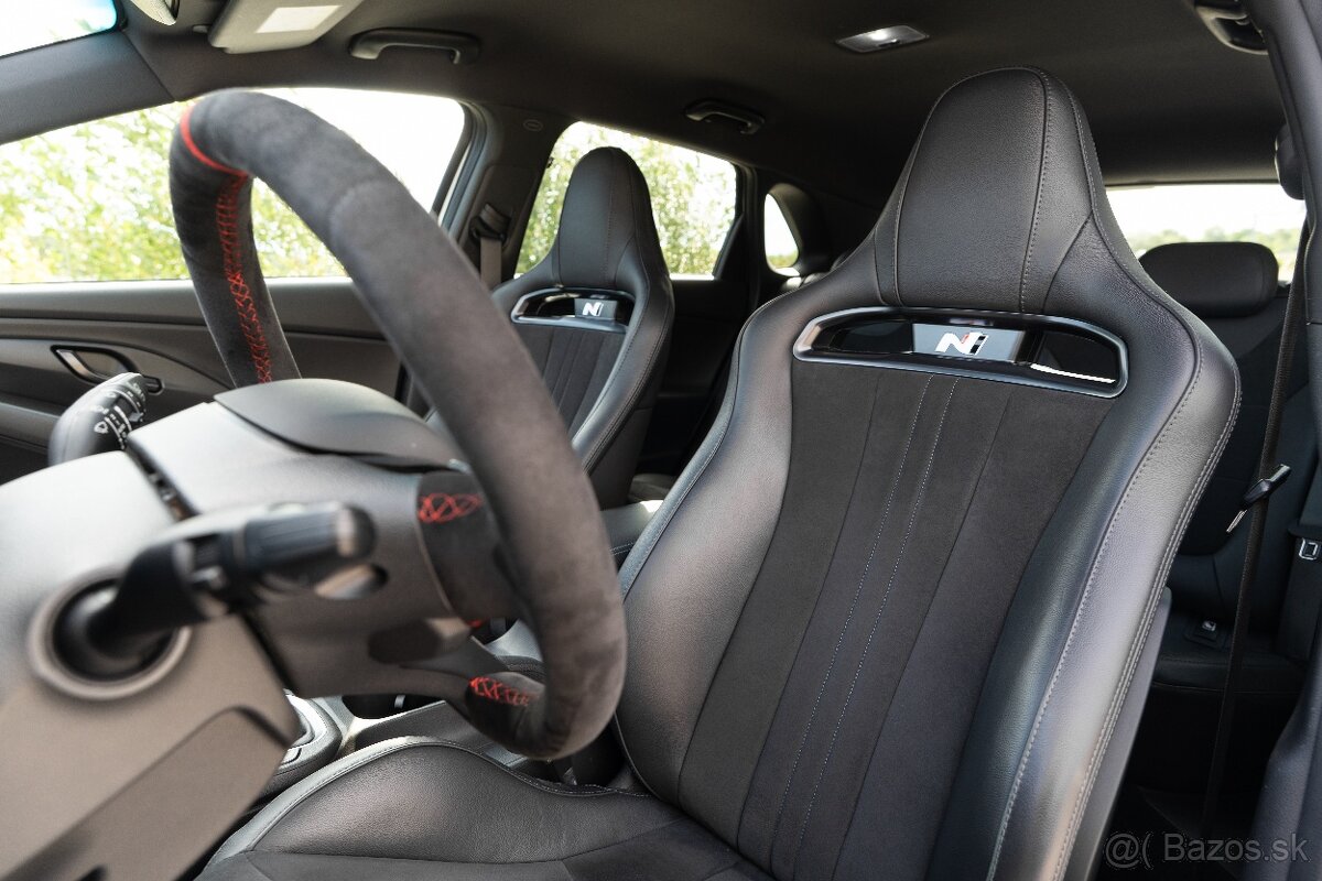 Hyundai i30 N Performance - 9