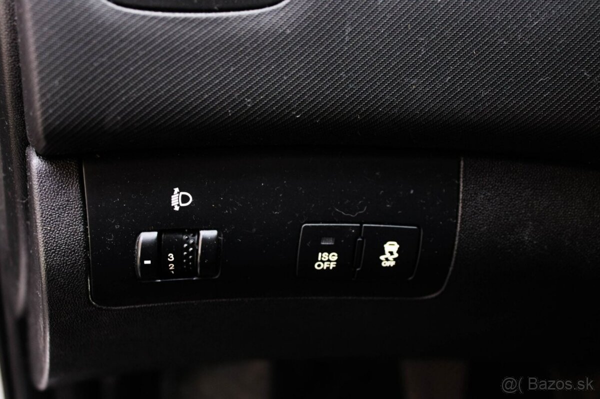 Kia Cee´d SW 1.4 CVVT 16V LX - 9