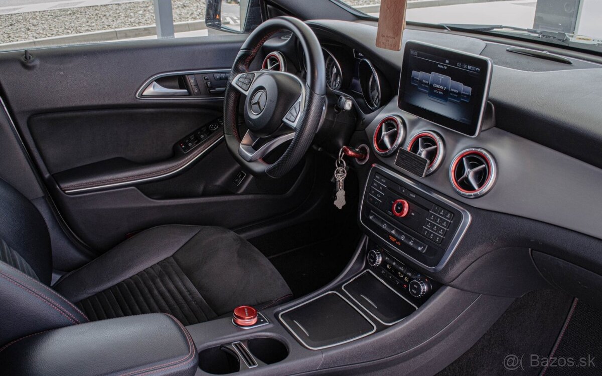 Mercedes Benz CLA 250 4Matic AMG - 9