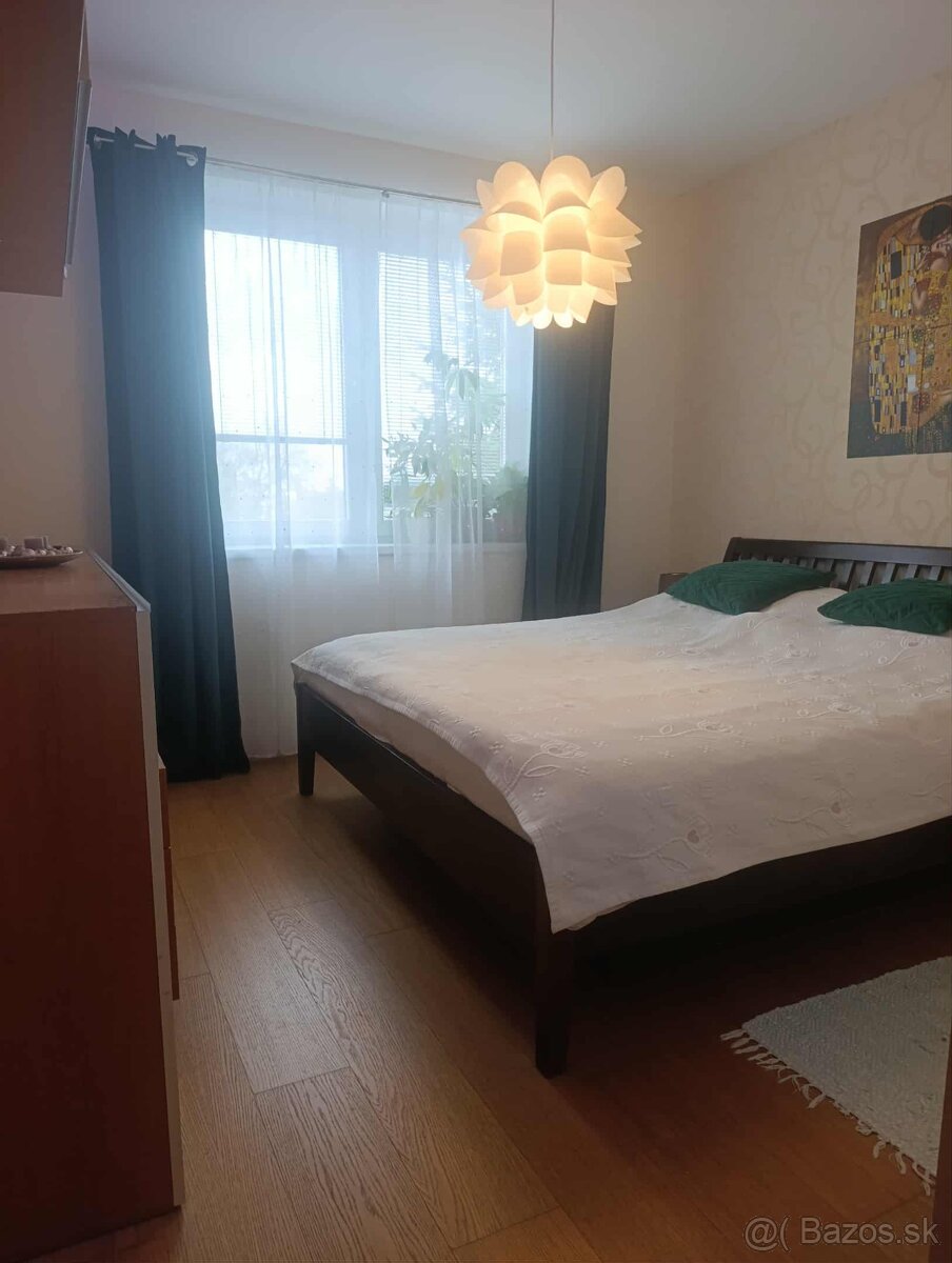 Predám 4-izbový 129m² byt v dome s terasou, 2x parkovanie, - 9