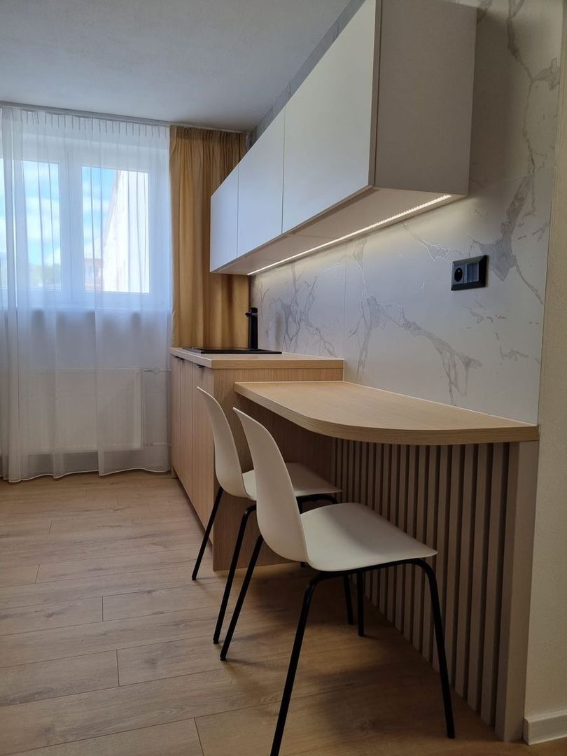 PRENÁJOM – EXKLUZÍVNY, NADŠTANDARDNÝ 2-IZBOVÝ BYT (71 m²) V - 9