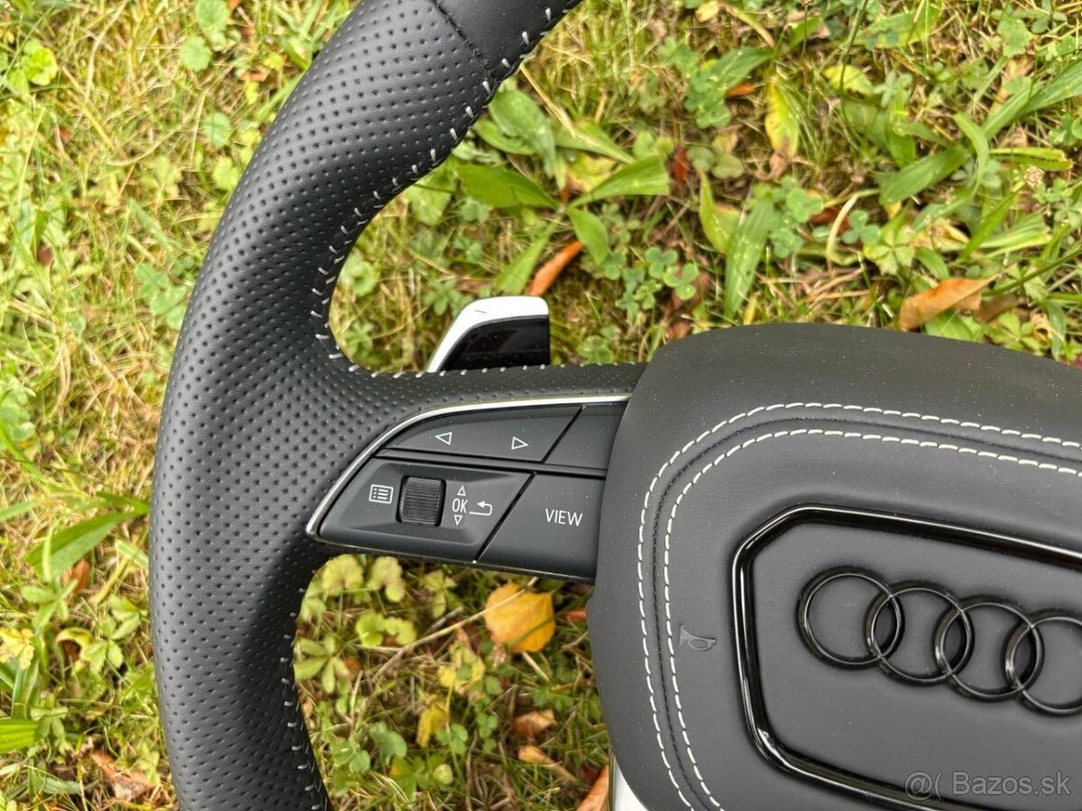 AUDI ŠPORTOVÝ VYHRIEVANÝ ZKOSENÝ PERFOROVANÝ VOLANT - 9