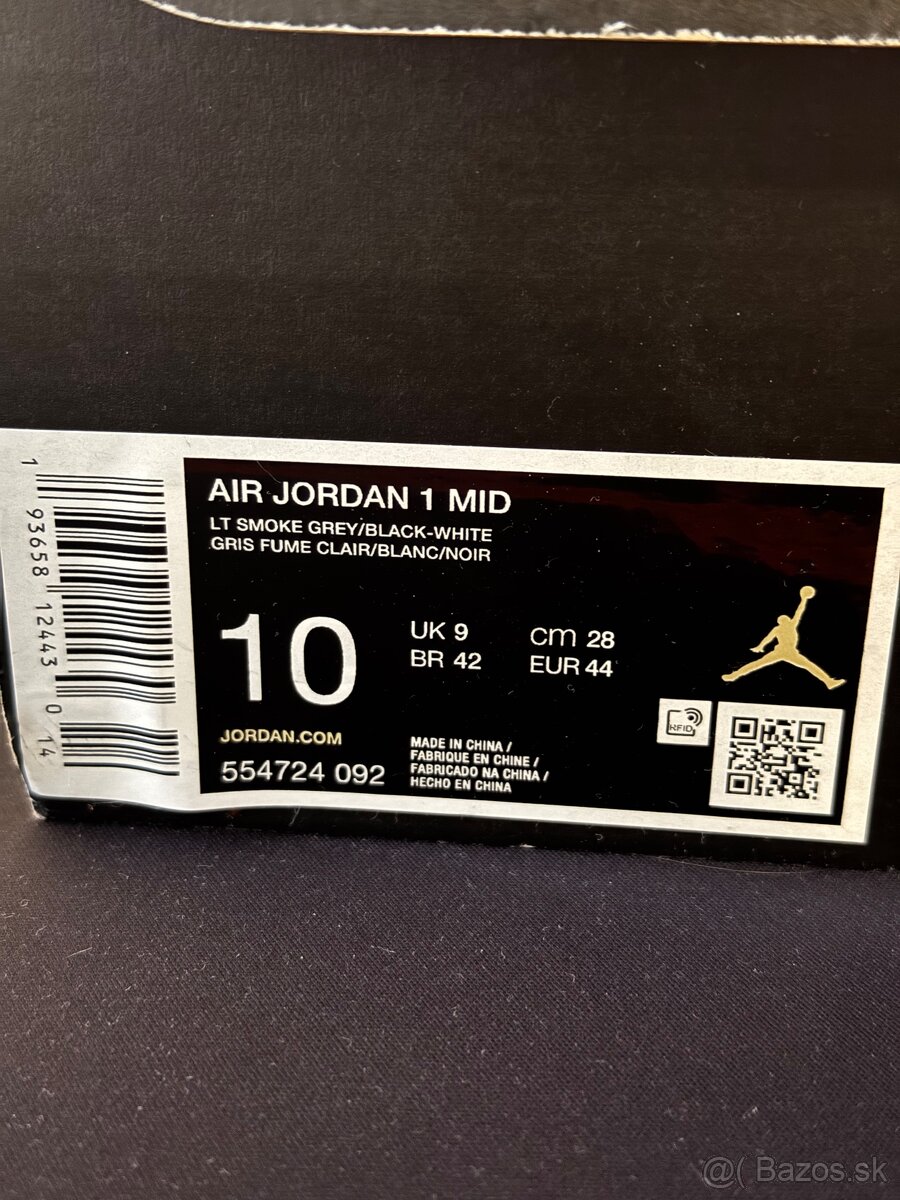 Air Jordan 1 Mid “Light Smoke Grey” - 9