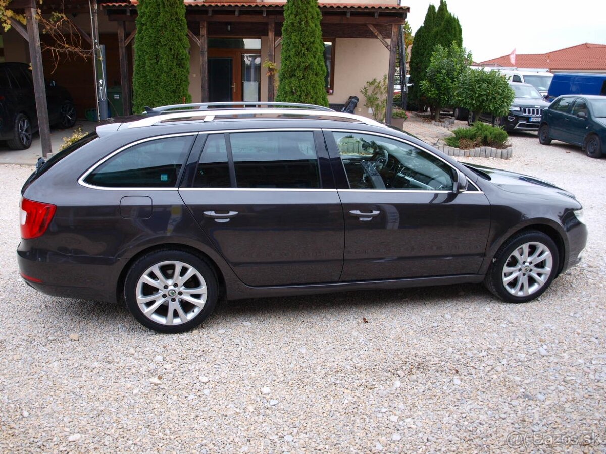 Škoda Superb Combi 1.4 TSI Elegance - 9