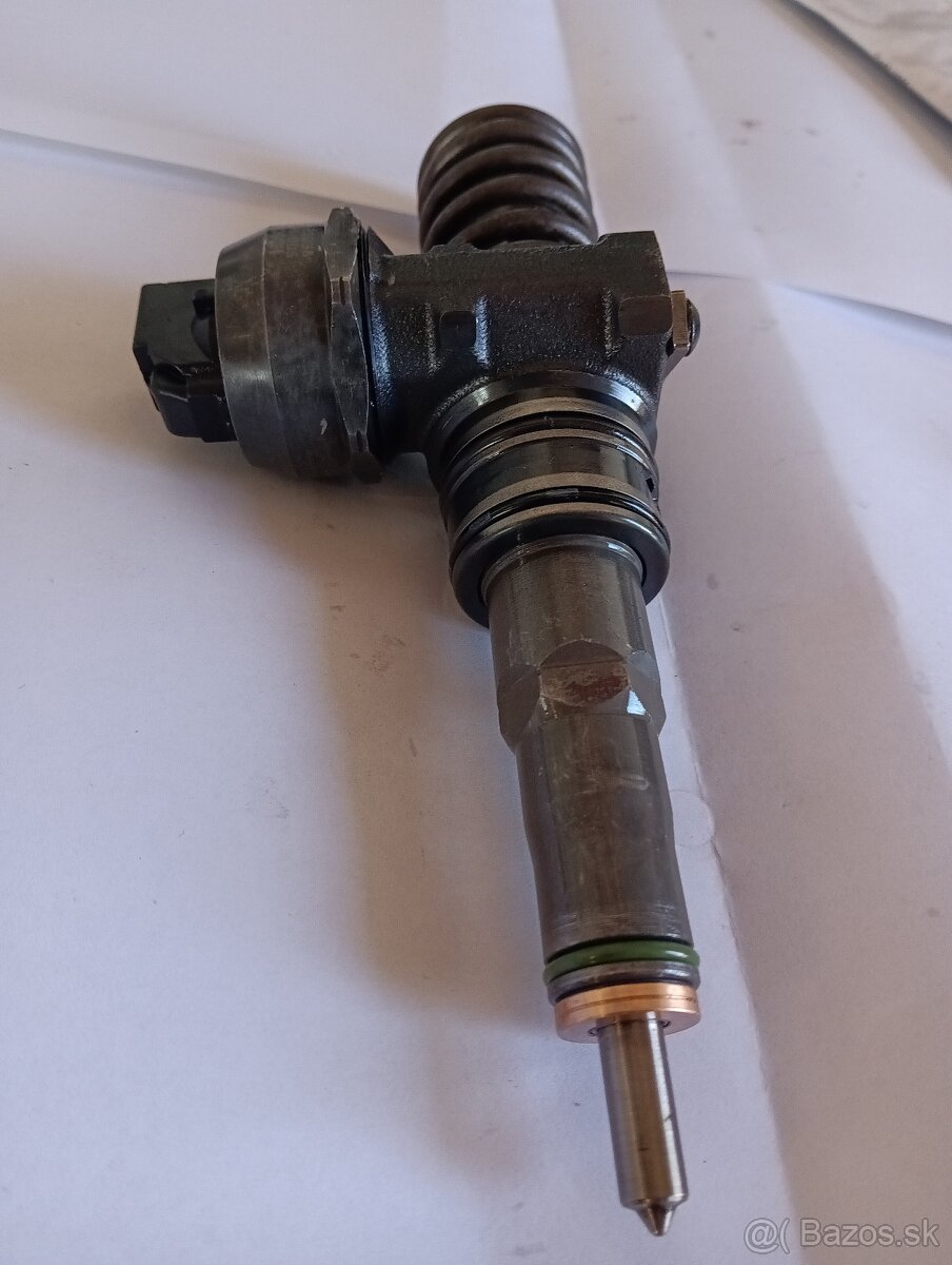 Vstrekovač bosch 038 130 073 AK - 9