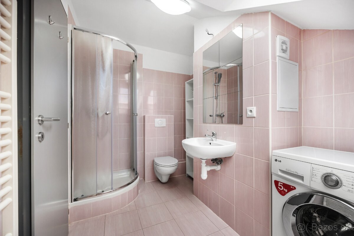 Podkrovný 1-izb. byt 48m2 s parkovacím miestom v Hamuliakove - 9