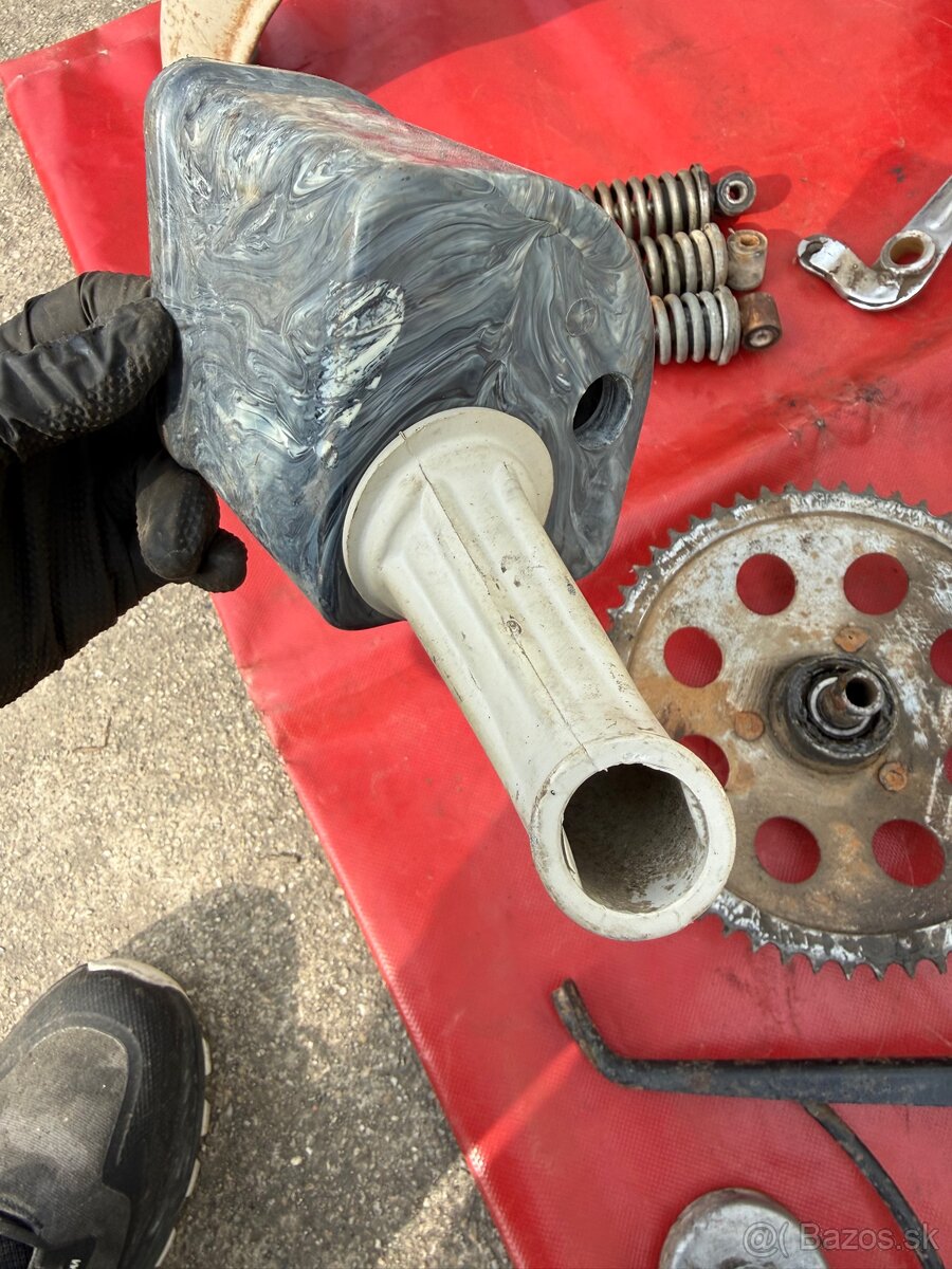 Jawa mustang diely - 9