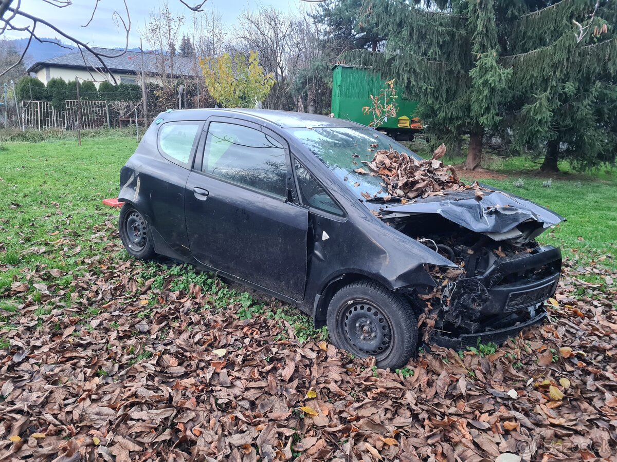 Rozpredám Mitsubishi Colt - 9