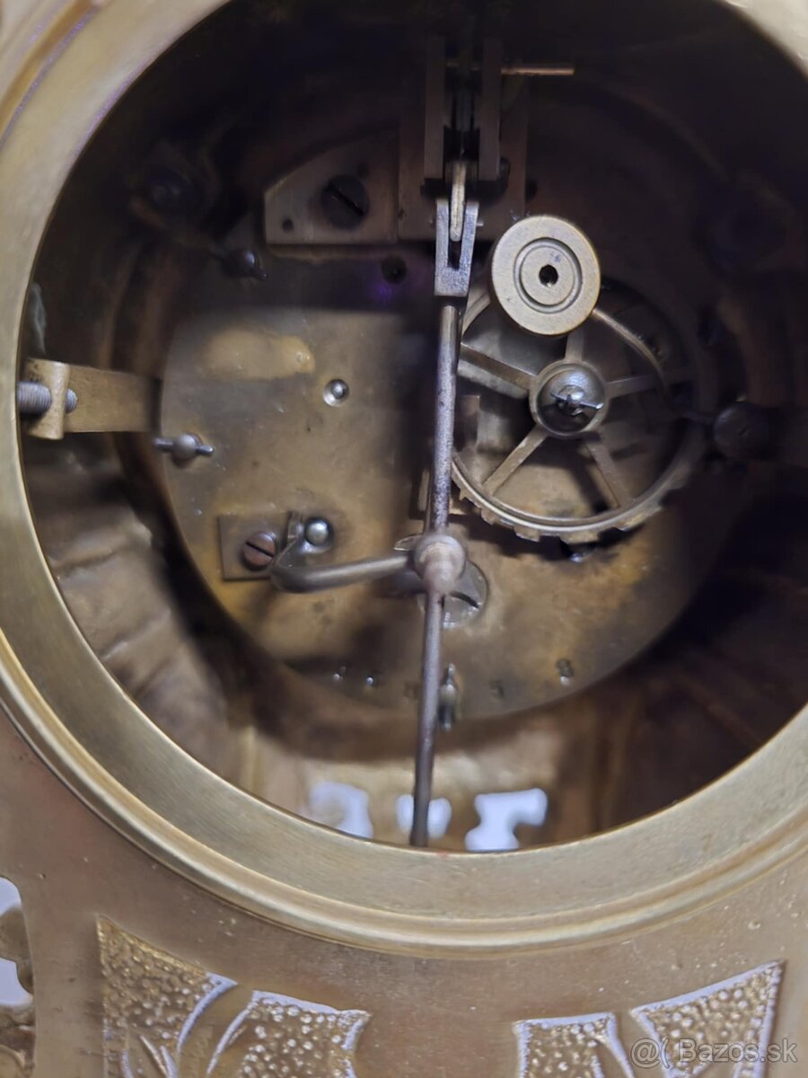 Starozitne krbove hodiny a svietniky.....cislo 13 - 9