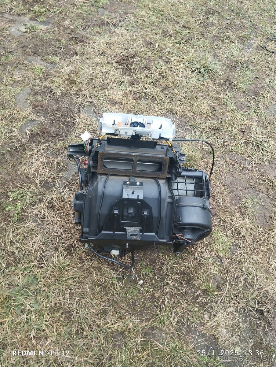 Peugeot 309 diely - 9