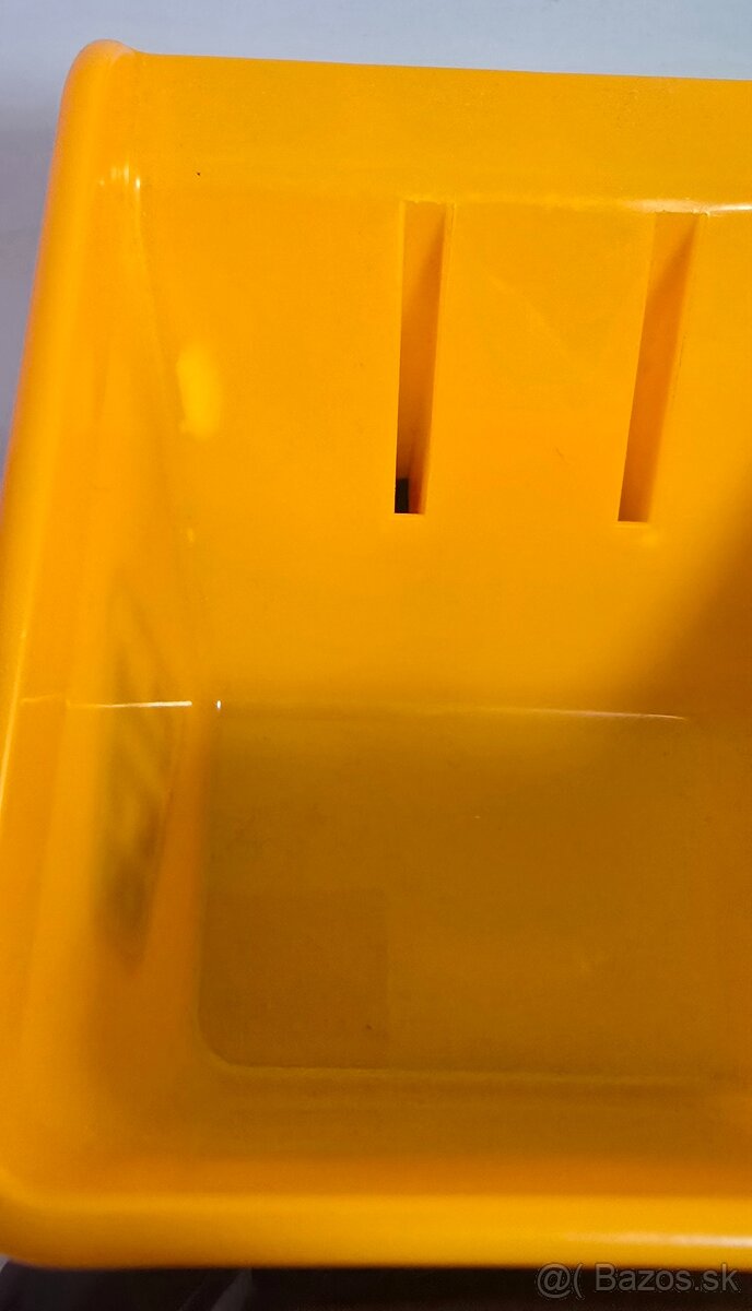 JCB RC sklápačka - 9