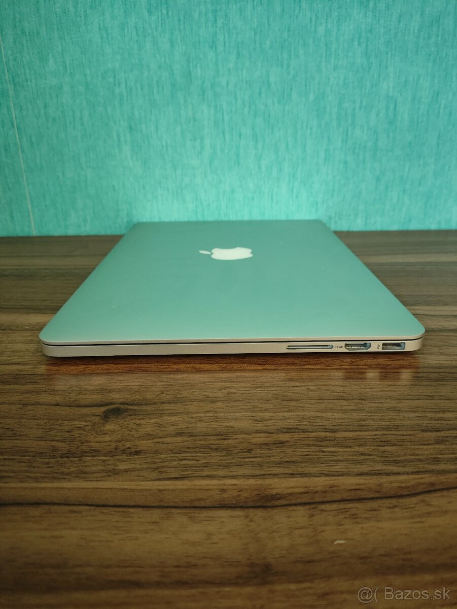 MacBook Pro 13 2015 | i5 • 8GB • 1TB SSD - 9