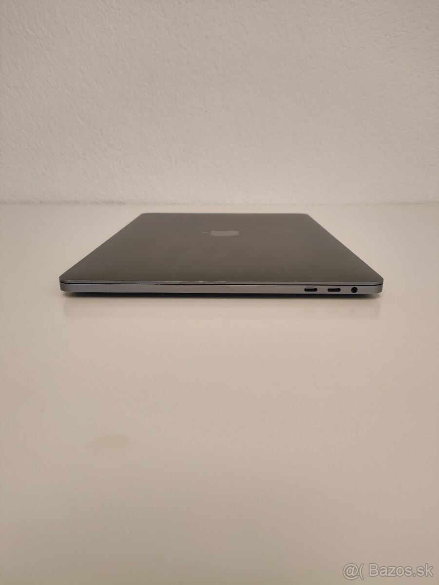 MacBook Pro 13 2019 | i5 • 8GB • 256GB SSD - 9