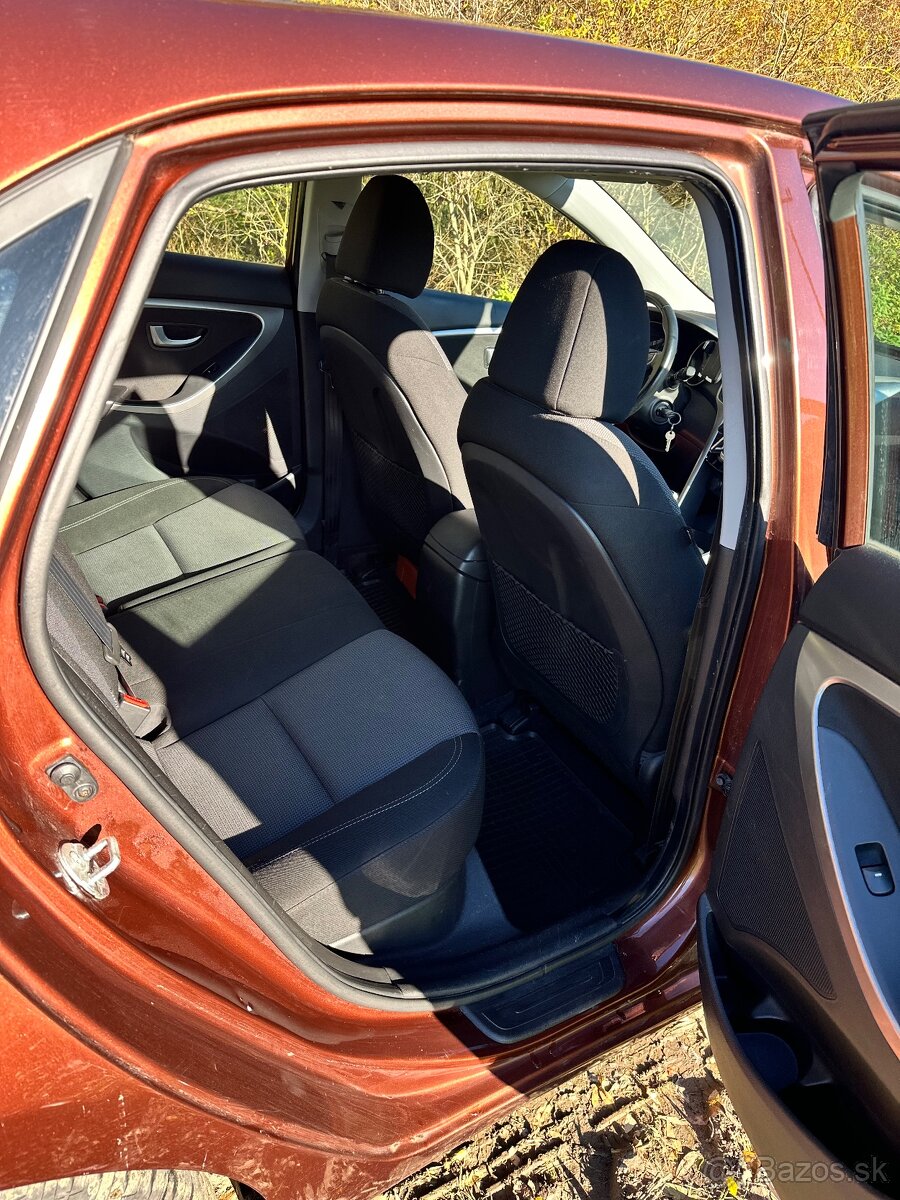 Predám Hyundai i30 - 9