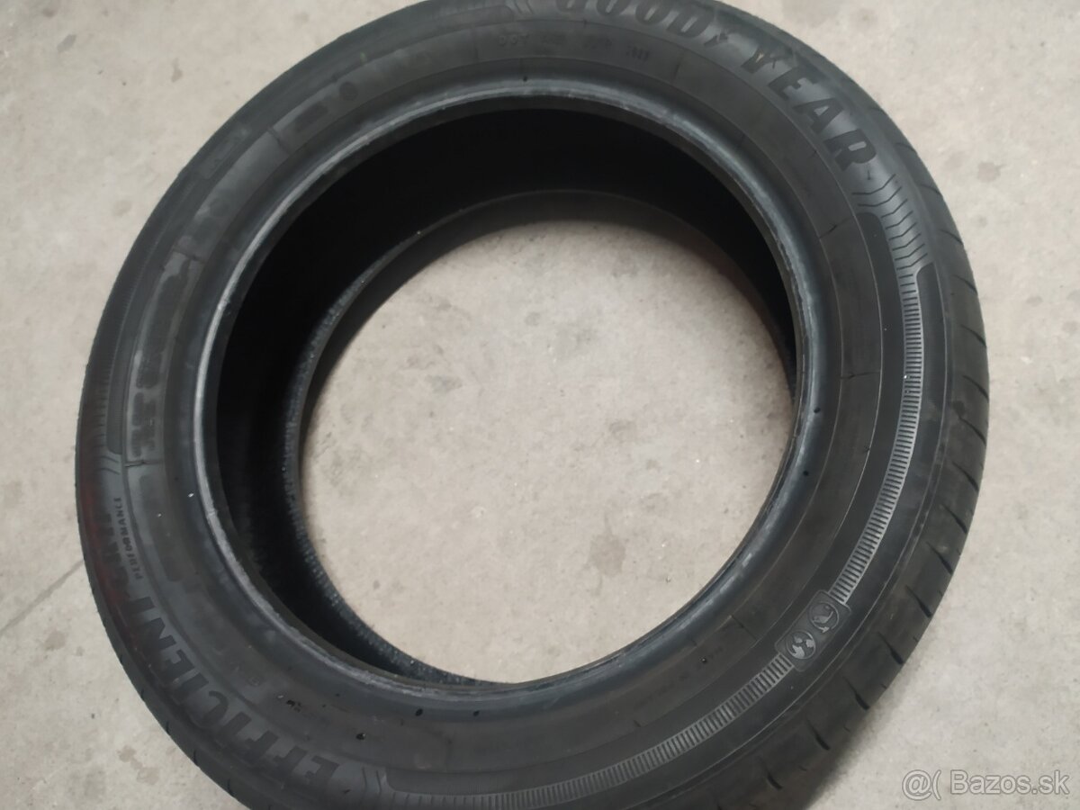 GOODYEAR Efficientgrip Performance 205/55 R17 - 9
