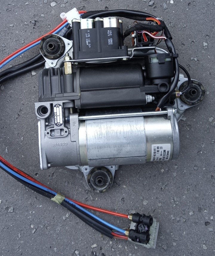 Kompresor BMW X5 E53 , E39 . - 9