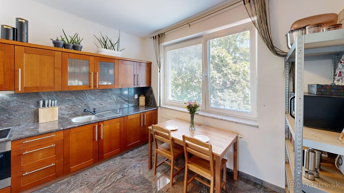 NOVÁ CENA - Komfortné bývanie v centre Šurian, MDŽ – 3 izbov - 9