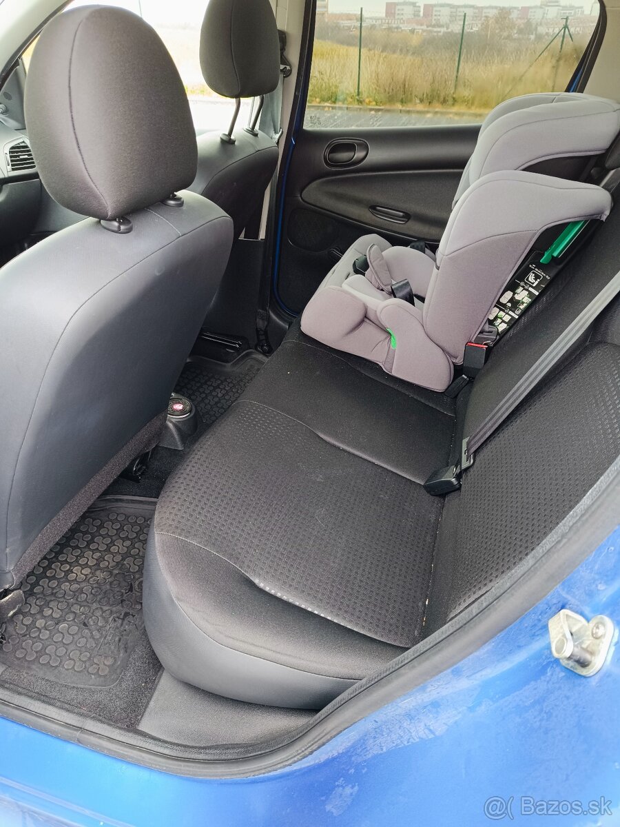 Peugeot 206+ 1.4 benzín - 9