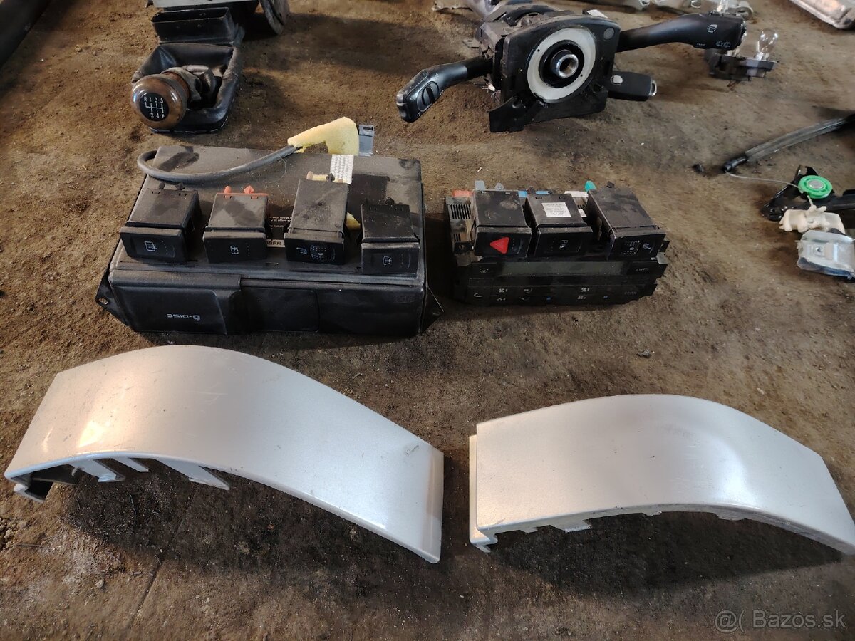 Seat Alhambra náhrad diely - 9