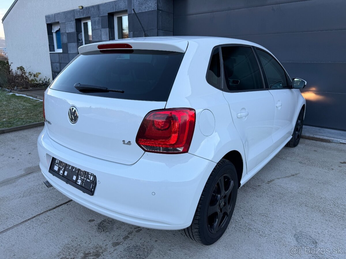 Volkswagen Polo 1.4 16V Trendline - 9