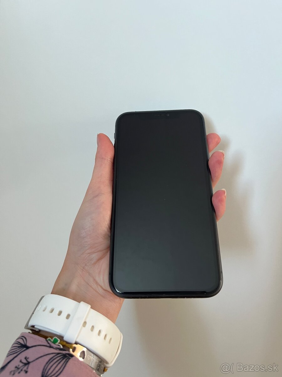 iPhone 11, Čierny, 128 GB - 9