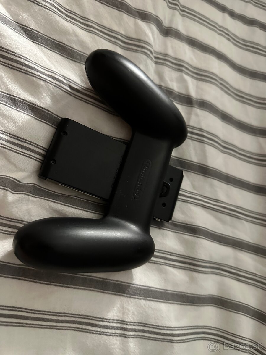 Nintendo Switch (2017) - 9