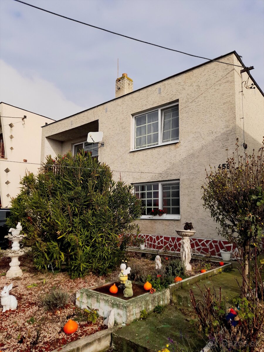 Na predaj veľký 5-izbový RD v obci Čierna Voda - 9