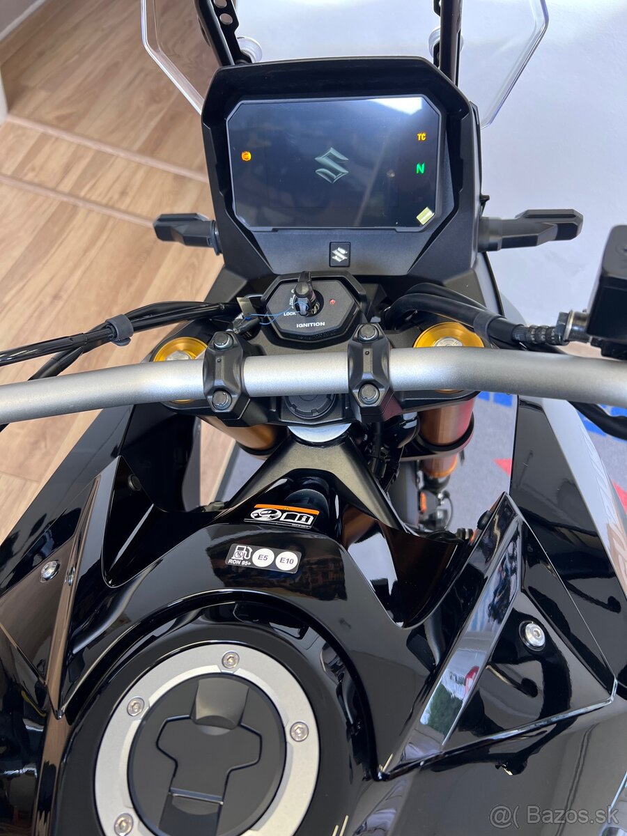 Suzuki V-strom 800 DE 2026 - 9